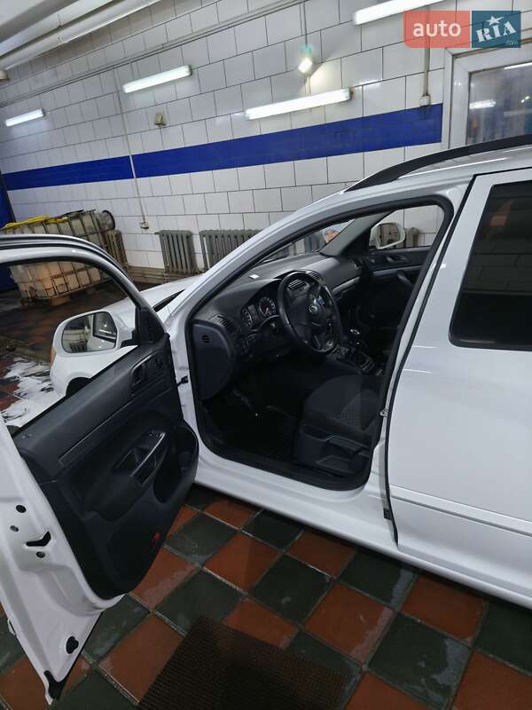 Універсал Skoda Octavia 2012 в Кам'янському