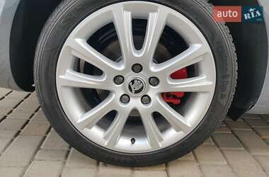 Універсал Skoda Octavia 2010 в 