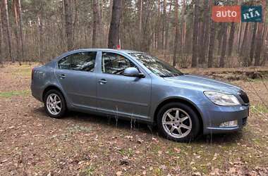 Лифтбек Skoda Octavia 2009 в 