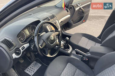 Універсал Skoda Octavia 2010 в 