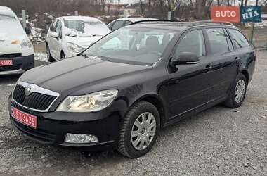 Универсал Skoda Octavia 2010 в 
