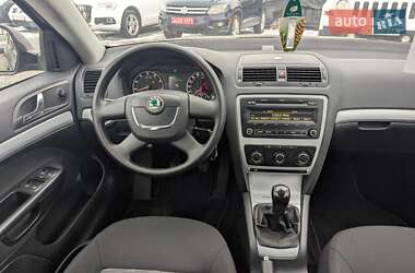 Универсал Skoda Octavia 2010 в 