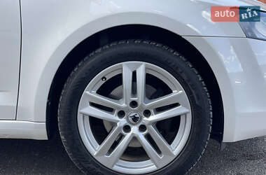 Лифтбек Skoda Octavia 2013 в 