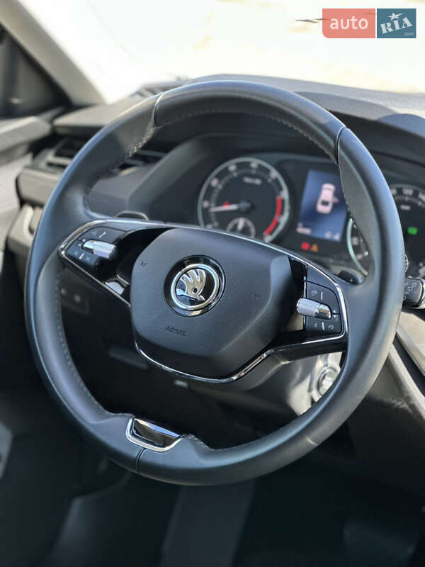 Ліфтбек Skoda Octavia 2023 в Києві