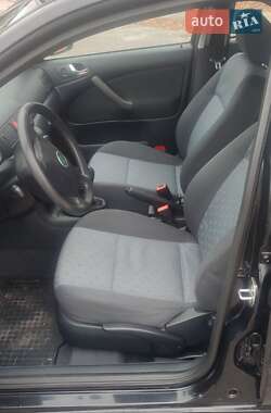 Універсал Skoda Octavia 2002 в 