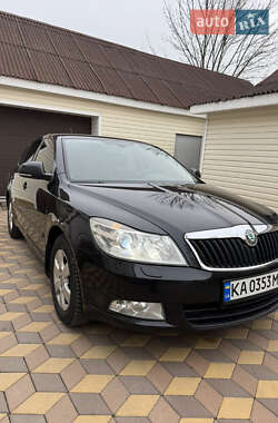 Лифтбек Skoda Octavia 2012 в 