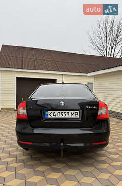 Лифтбек Skoda Octavia 2012 в 
