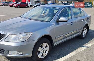 Лифтбек Skoda Octavia 2012 в 
