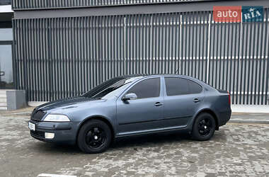 Лифтбек Skoda Octavia 2006 в 
