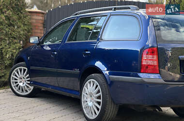 Универсал Skoda Octavia 2010 в 