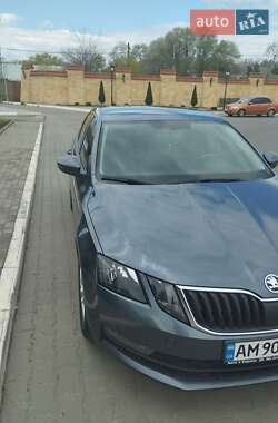 Лифтбек Skoda Octavia 2017 в 