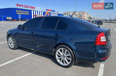 Лифтбек Skoda Octavia 2012 в 
