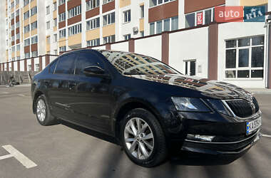 Лифтбек Skoda Octavia 2017 в 
