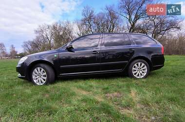 Универсал Skoda Octavia 2012 в 