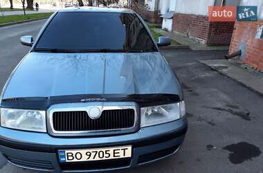 Лифтбек Skoda Octavia 2004 в 