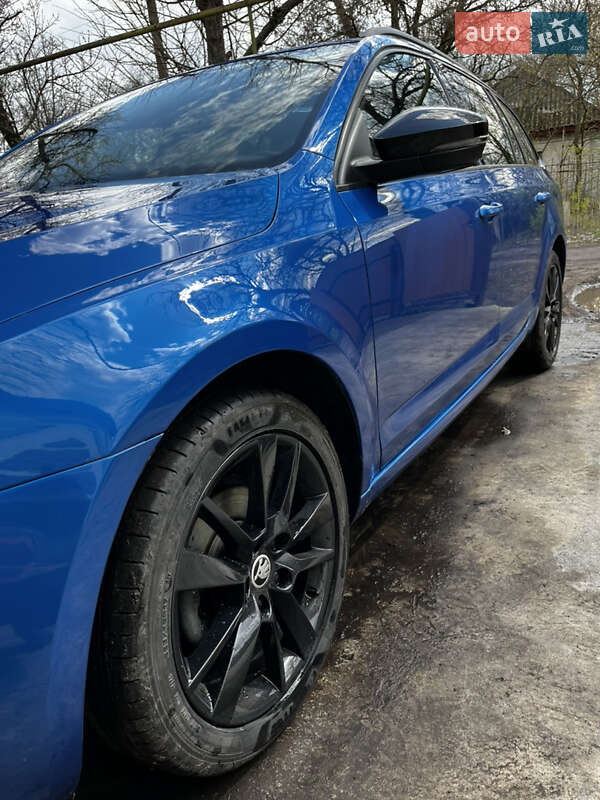 Универсал Skoda Octavia 2020 в Александрие