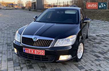 Лифтбек Skoda Octavia 2010 в 