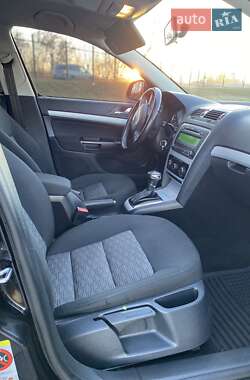 Лифтбек Skoda Octavia 2010 в 