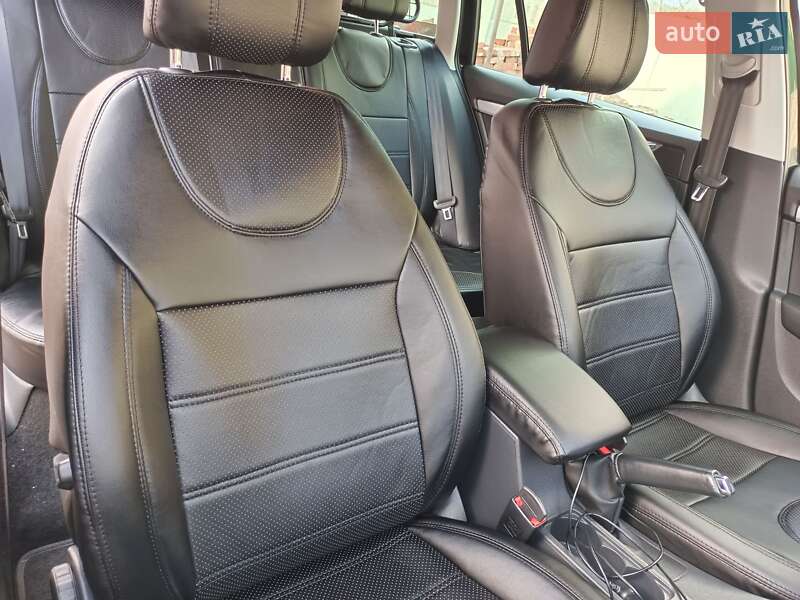 Універсал Skoda Octavia 2014 в Сумах