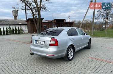 Лифтбек Skoda Octavia 2009 в 