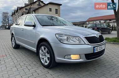 Лифтбек Skoda Octavia 2009 в 