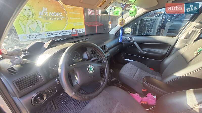 Універсал Skoda Octavia 2002 в Надвірній