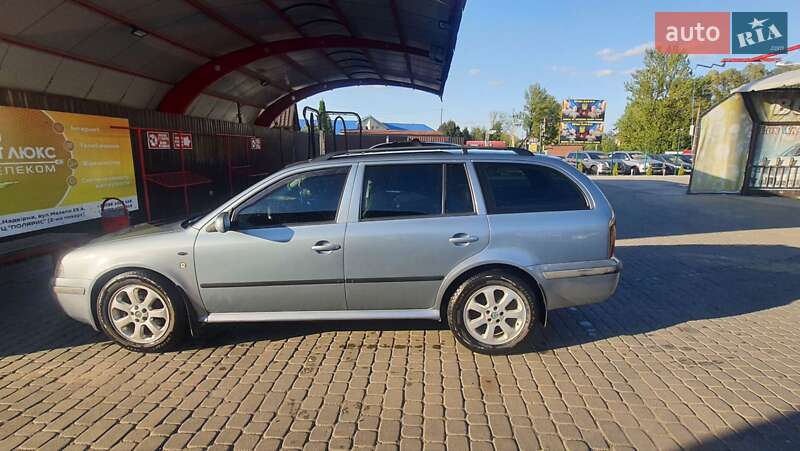 Універсал Skoda Octavia 2002 в Надвірній