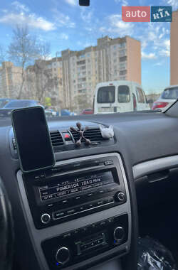 Універсал Skoda Octavia 2011 в 