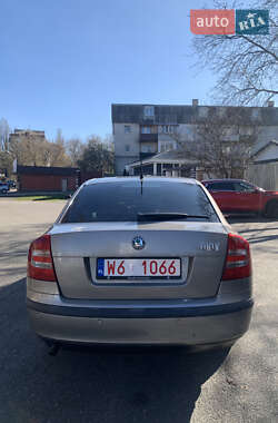 Лифтбек Skoda Octavia 2012 в 