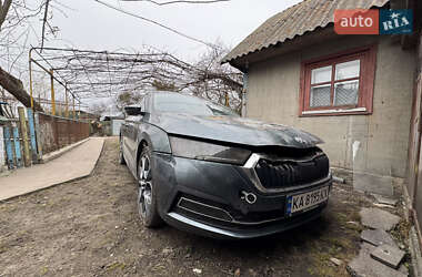 Универсал Skoda Octavia 2021 в 