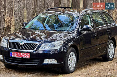 Универсал Skoda Octavia 2010 в 