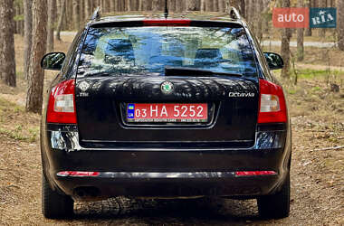 Универсал Skoda Octavia 2010 в 