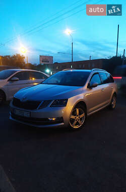Универсал Skoda Octavia 2019 в 