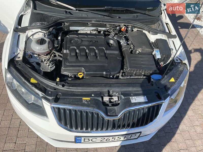 Лифтбек Skoda Octavia 2015 в Львове