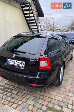 Универсал Skoda Octavia 2010 в 