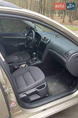 Универсал Skoda Octavia 2005 в 