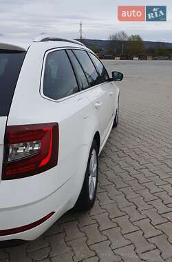 Універсал Skoda Octavia 2019 в 