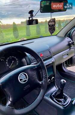 Ліфтбек Skoda Octavia 2000 в 
