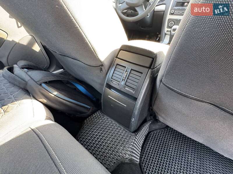 Универсал Skoda Octavia 2011 в Харькове