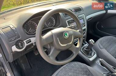 Универсал Skoda Octavia 2011 в 