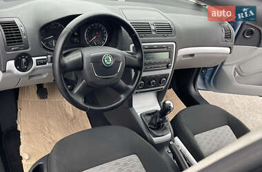 Універсал Skoda Octavia 2009 в 