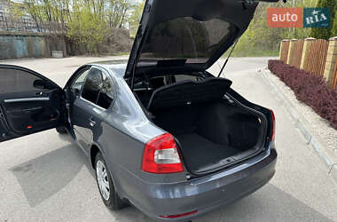 Лифтбек Skoda Octavia 2009 в 
