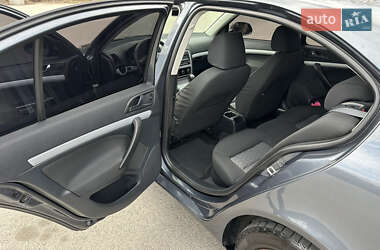 Лифтбек Skoda Octavia 2009 в 