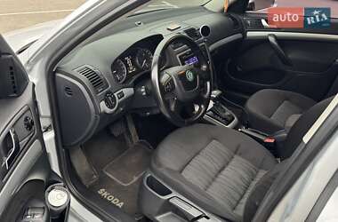 Лифтбек Skoda Octavia 2011 в 