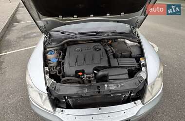 Лифтбек Skoda Octavia 2011 в 