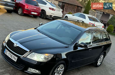 Универсал Skoda Octavia 2010 в 