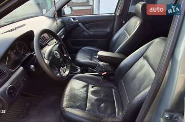 Ліфтбек Skoda Octavia 2003 в 