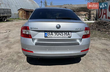 Лифтбек Skoda Octavia 2013 в 