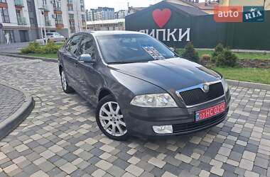 Лифтбек Skoda Octavia 2008 в 