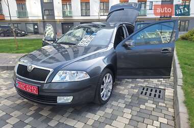 Лифтбек Skoda Octavia 2008 в 